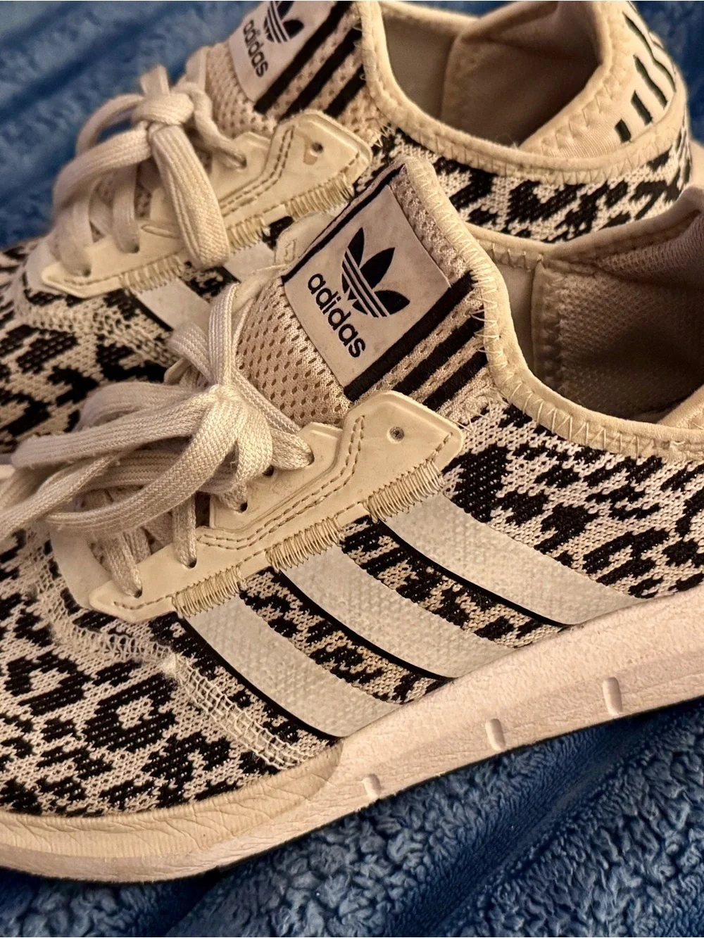 Adidas Swift Run X leopard sneakers 8.5